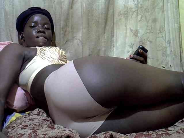 black-beauty webcam
