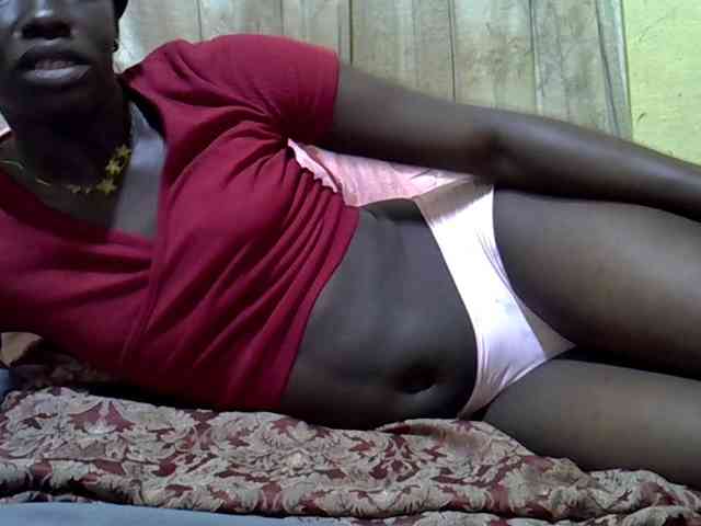 black-beauty webcam