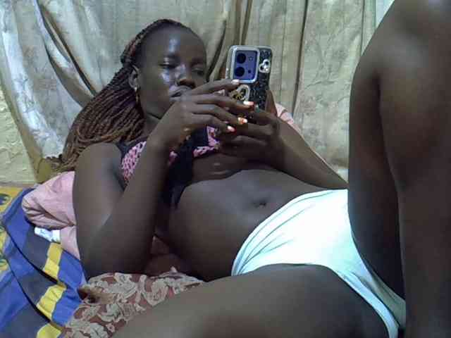 black-beauty webcam