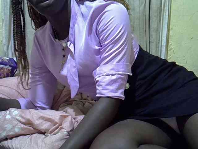 black-beauty webcam