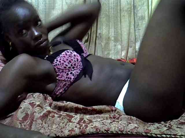 black-beauty webcam