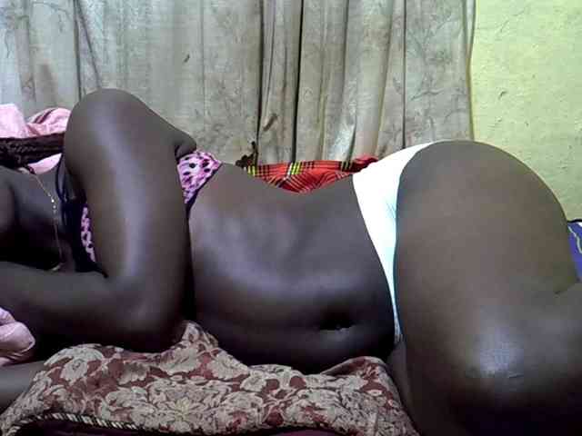 black-beauty webcam