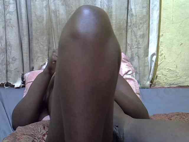 black-beauty webcam