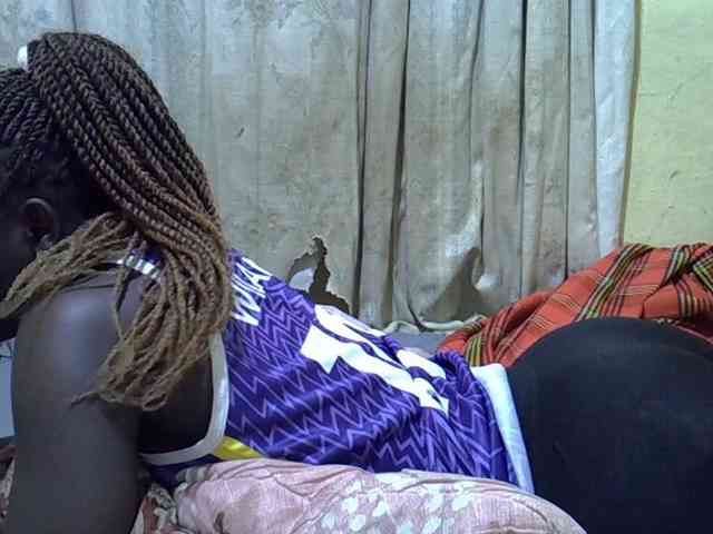 black-beauty webcam
