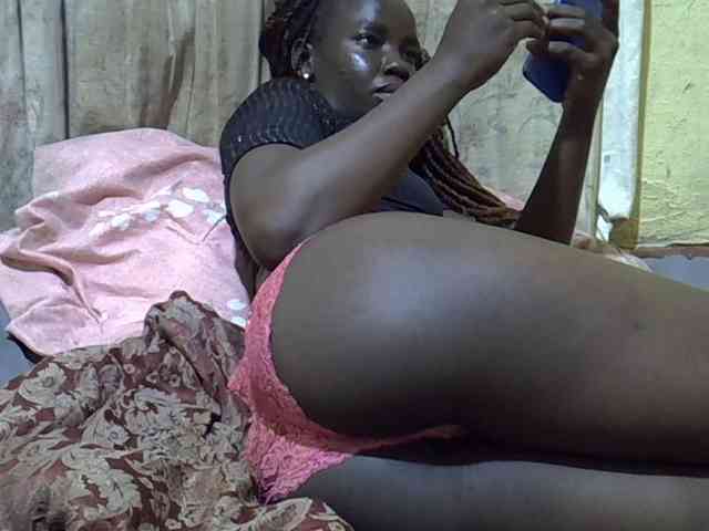 black-beauty webcam
