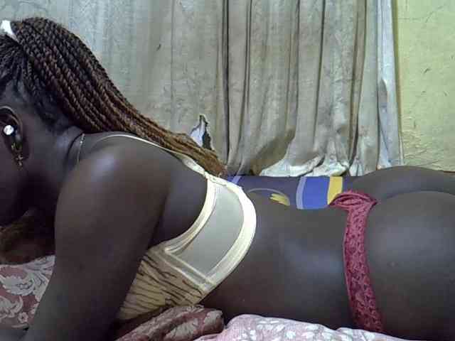 black-beauty webcam