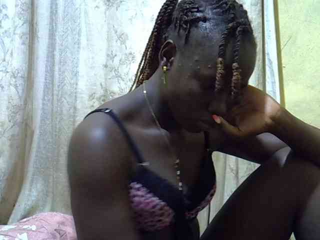 black-beauty webcam