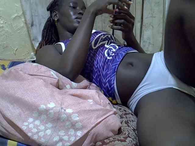 black-beauty webcam
