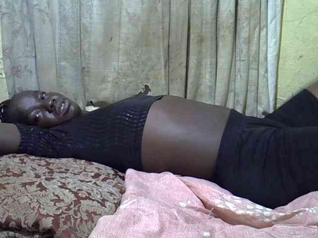 black-beauty webcam