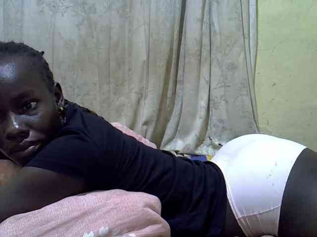 black-beauty webcam
