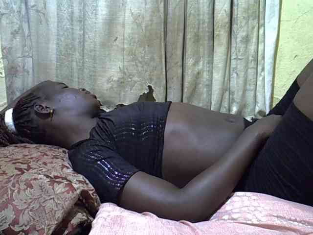 black-beauty webcam