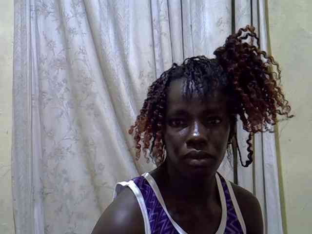 black-beauty webcam