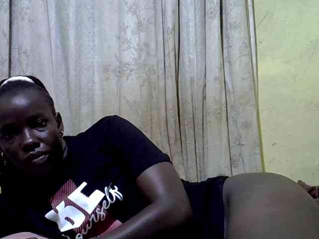 black-beauty webcam