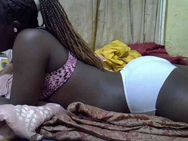 black-beauty webcam