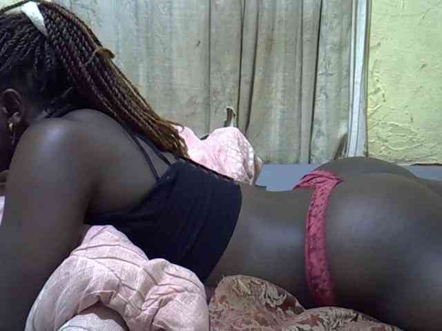 black-beauty webcam