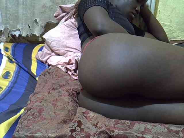 black-beauty webcam