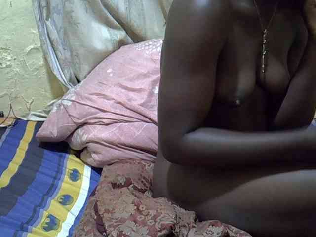 black-beauty webcam