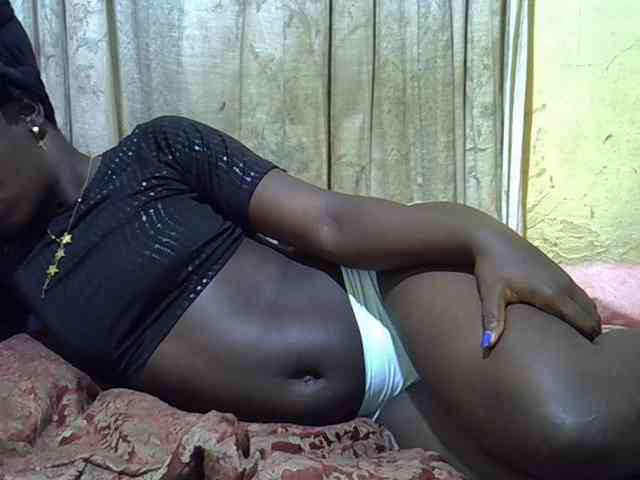 black-beauty webcam