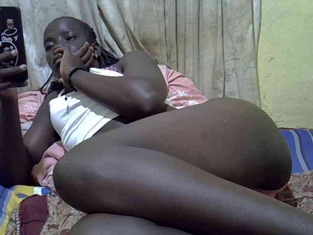 black-beauty webcam