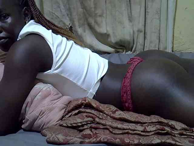black-beauty webcam