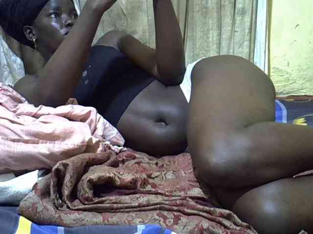 black-beauty webcam