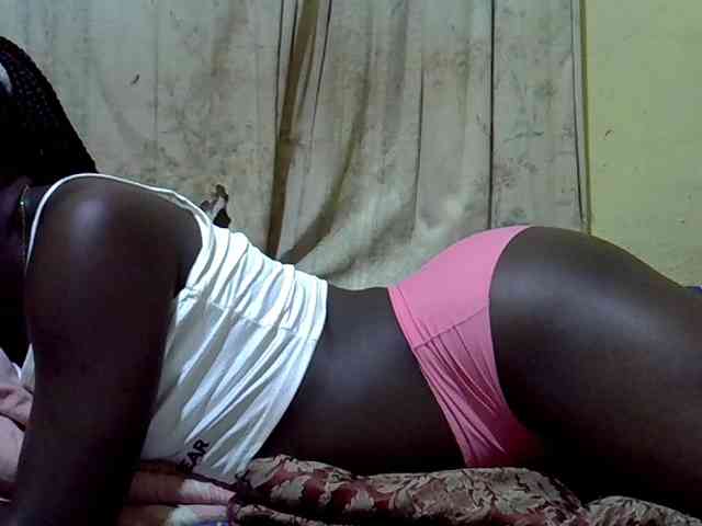black-beauty webcam