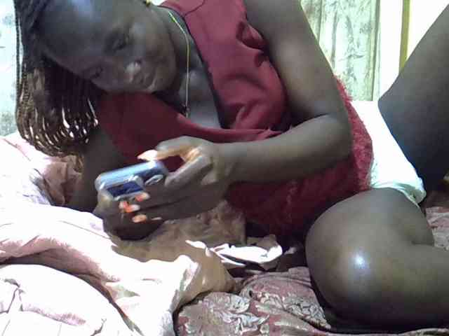 black-beauty webcam