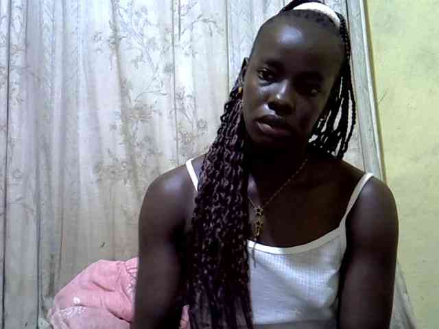 black-beauty webcam