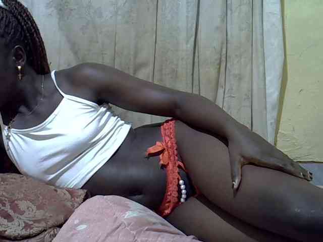 black-beauty webcam