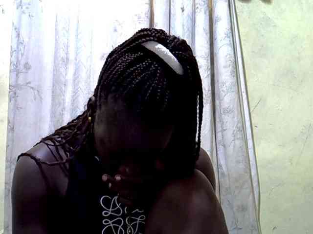 black-beauty webcam