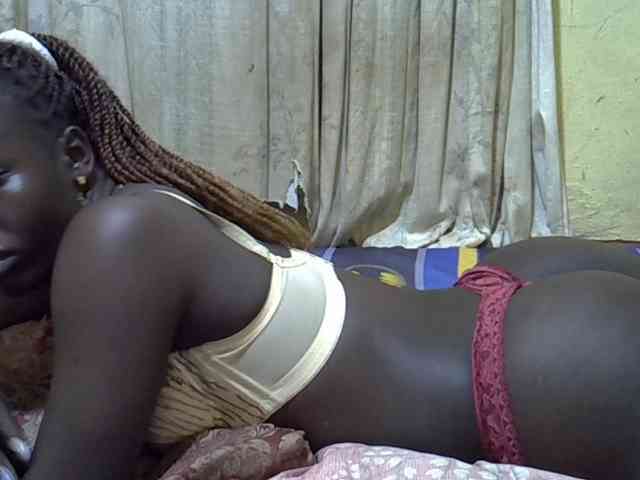 black-beauty webcam