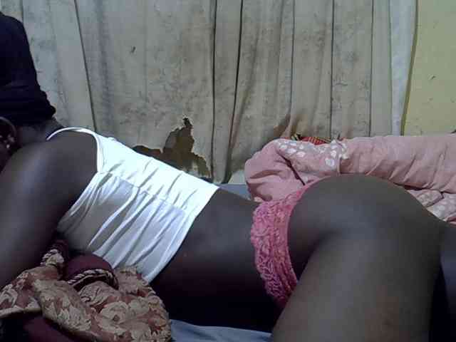 black-beauty webcam