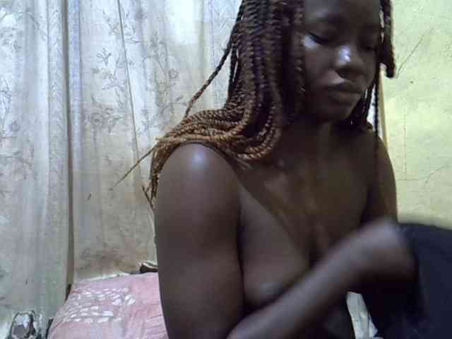 black-beauty webcam