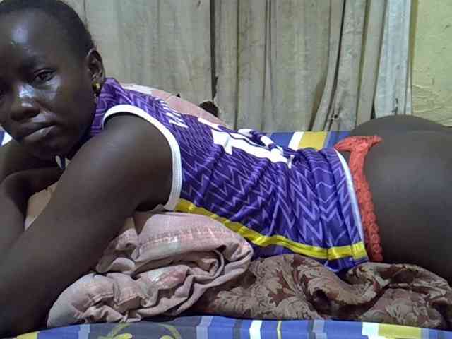 black-beauty webcam