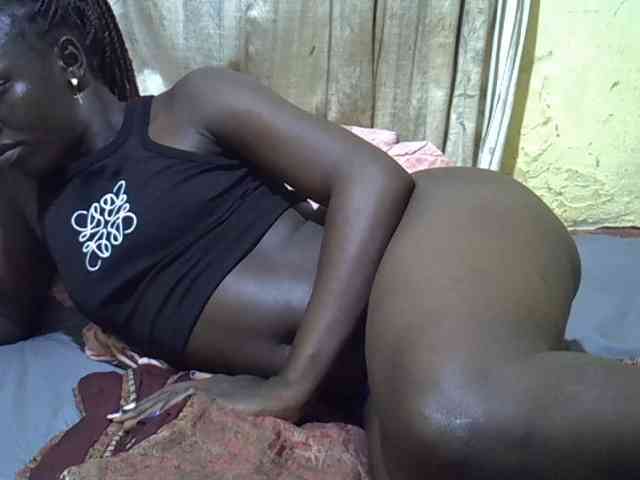 black-beauty webcam