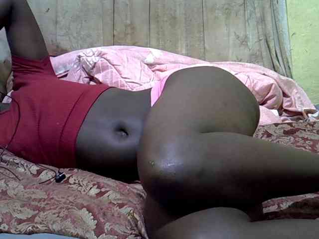 black-beauty webcam