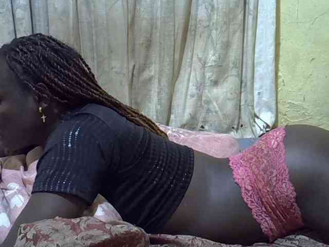 black-beauty webcam