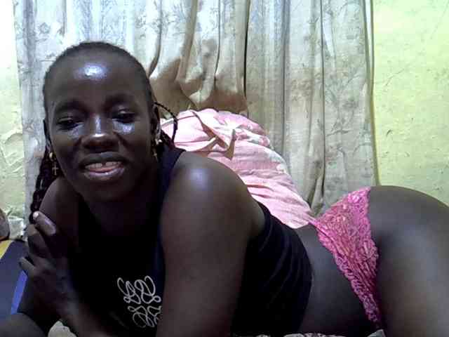 black-beauty webcam