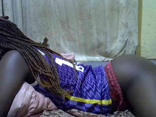 black-beauty webcam