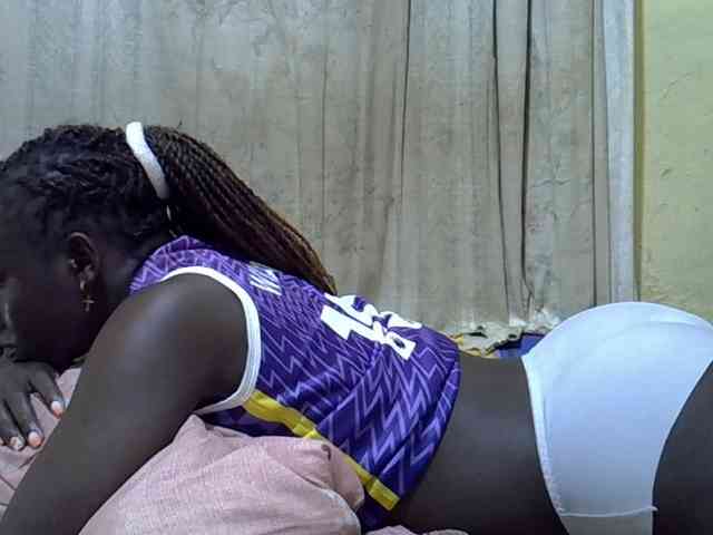 black-beauty webcam