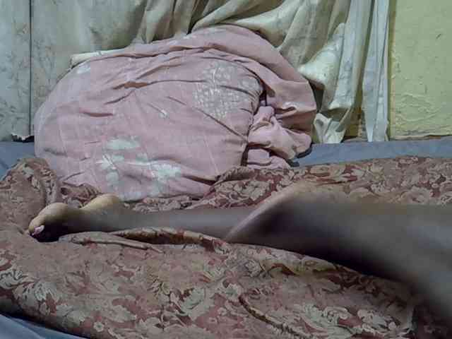 black-beauty webcam