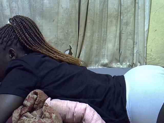black-beauty webcam