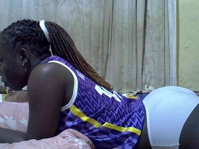 black-beauty webcam