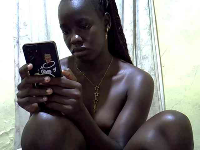 black-beauty webcam