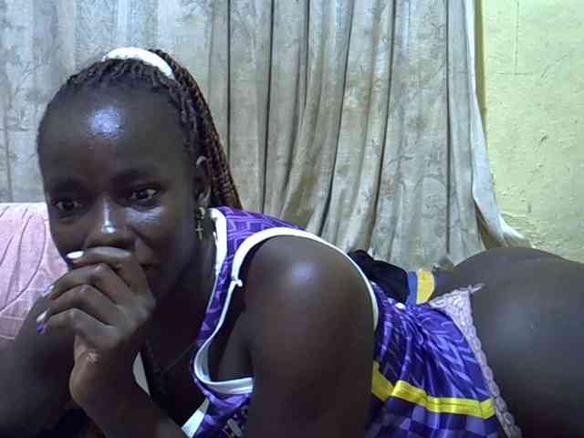 black-beauty webcam