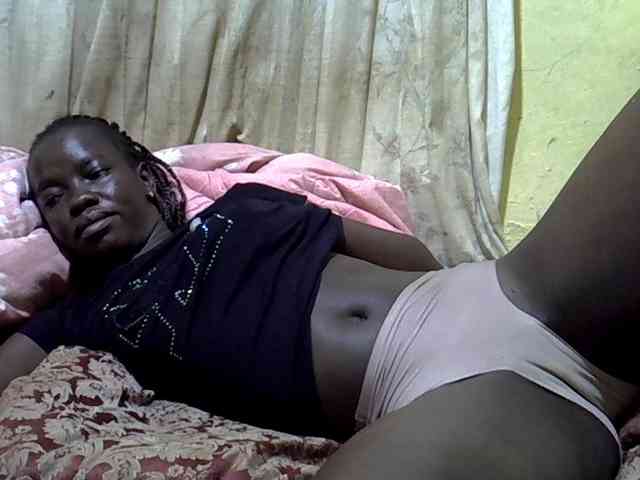 black-beauty webcam