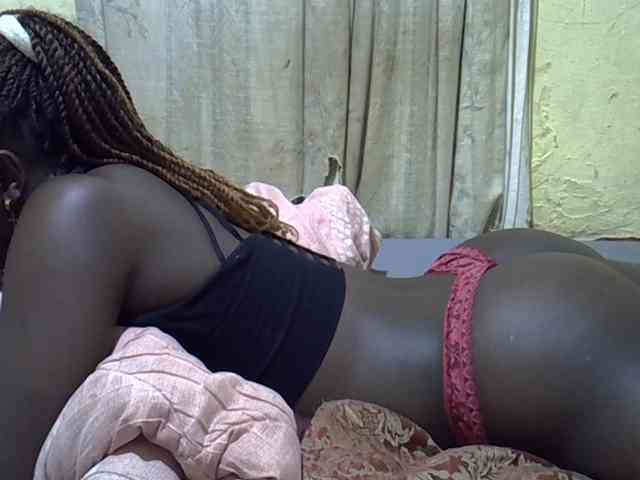 black-beauty webcam