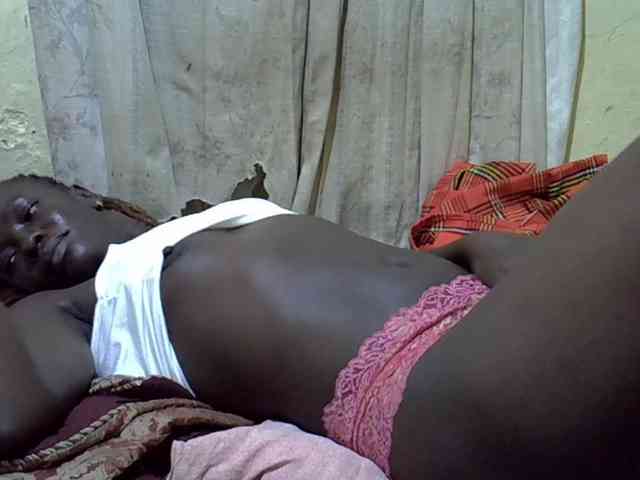 black-beauty webcam