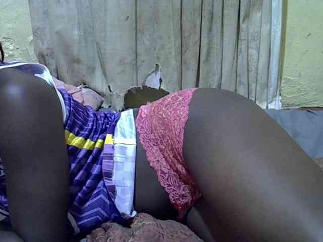 black-beauty webcam