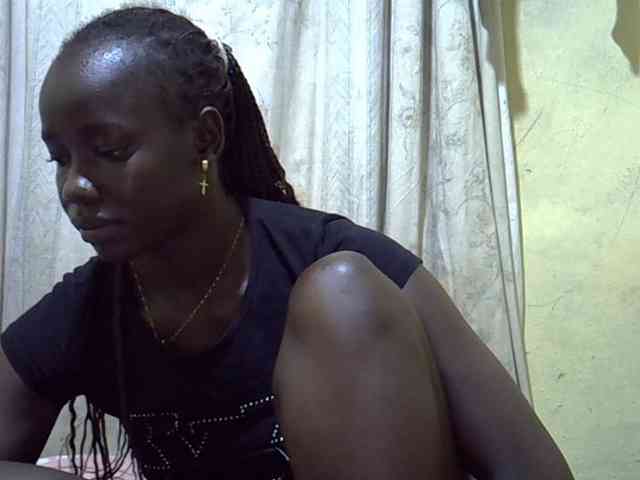 black-beauty webcam